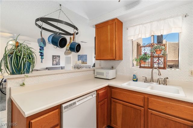 2192 Aspen Mirror Way 102, Laughlin, NV 89029