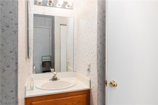 2192 Aspen Mirror Way 102, Laughlin, NV 89029