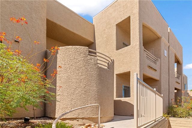 2192 Aspen Mirror Way 102, Laughlin, NV 89029