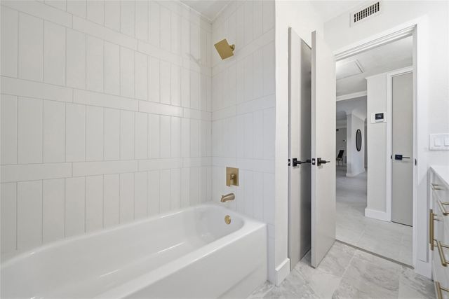 6830 BAY STREET, St Pete Beach, FL 33706