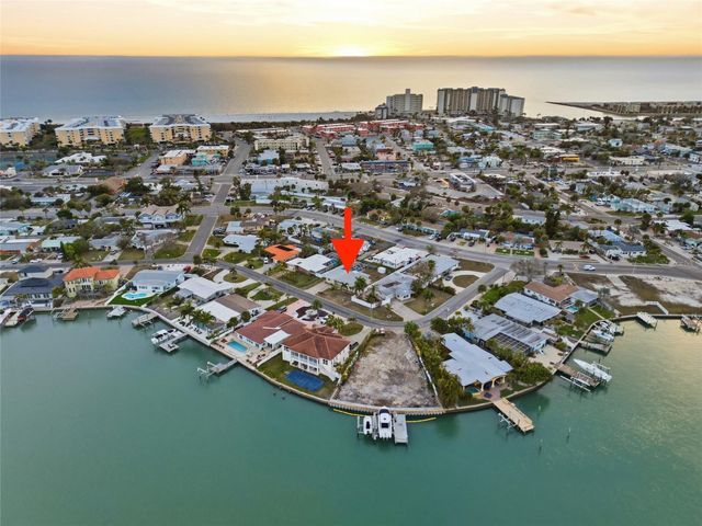 6830 BAY STREET, St Pete Beach, FL 33706