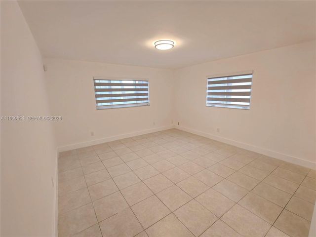 1812 N 40th Ave, Hollywood, FL 33021