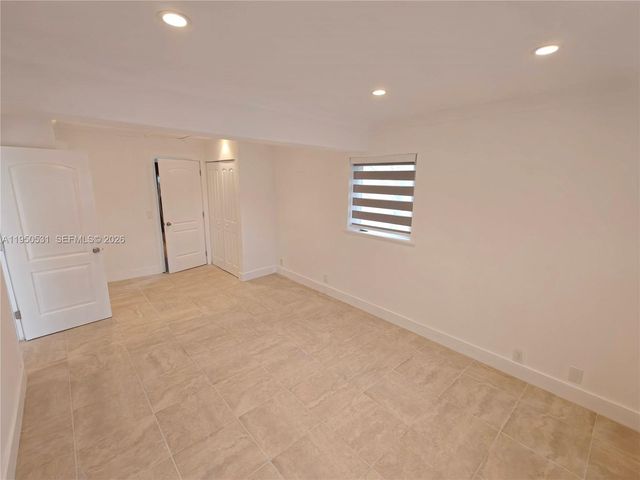 1812 N 40th Ave, Hollywood, FL 33021