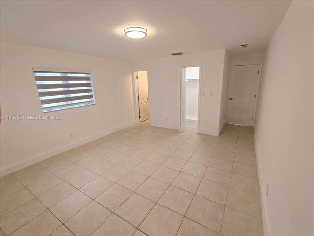 1812 N 40th Ave, Hollywood, FL 33021