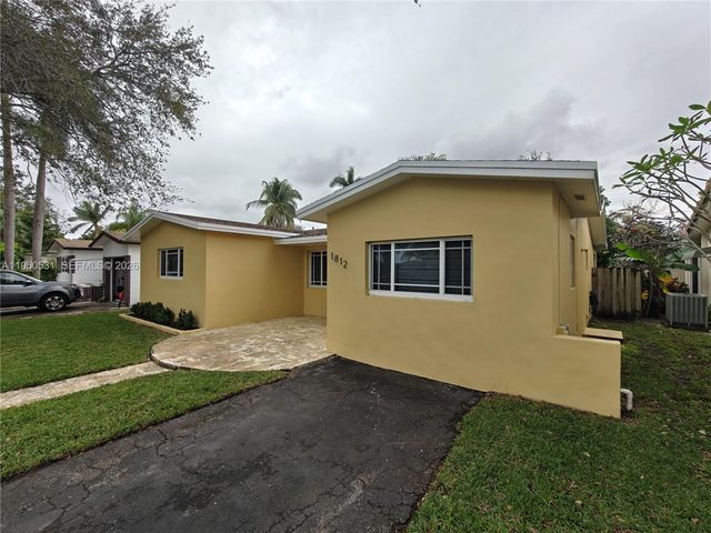 1812 N 40th Ave, Hollywood, FL 33021