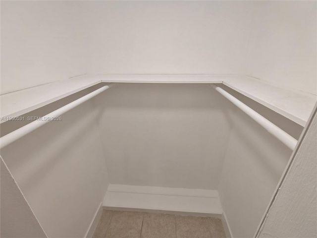 1812 N 40th Ave, Hollywood, FL 33021