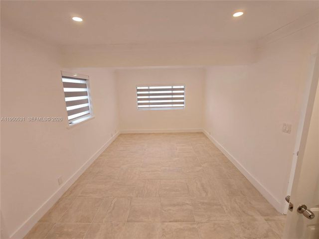 1812 N 40th Ave, Hollywood, FL 33021