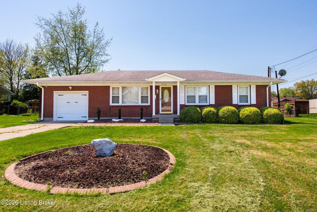 2528 Hampstead Dr, Louisville, KY 40216