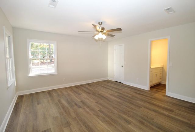 903 Dixie Dr., Dothan, AL 36301