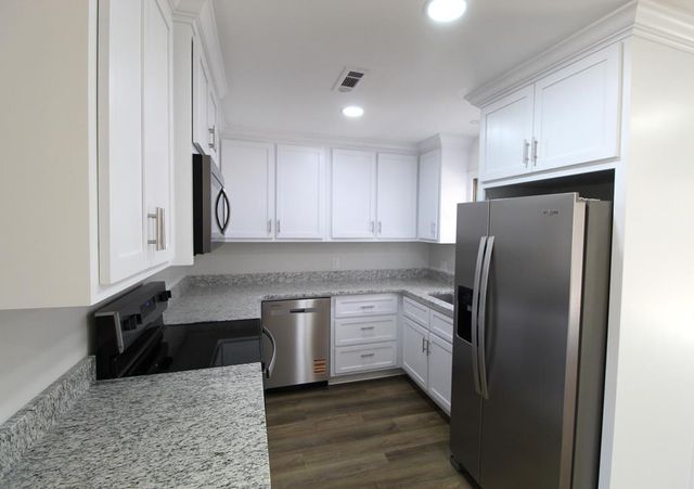 903 Dixie Dr., Dothan, AL 36301