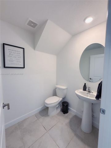 12779 NW 24th Ave, Miami, FL 33167