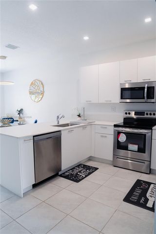 12779 NW 24th Ave, Miami, FL 33167