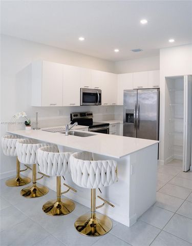 12779 NW 24th Ave, Miami, FL 33167