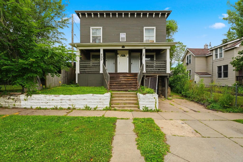 733 Bradley Street, Saint Paul, MN 55130 — photo 2