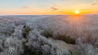 000 South 2251 Road, Humansville, MO 65674