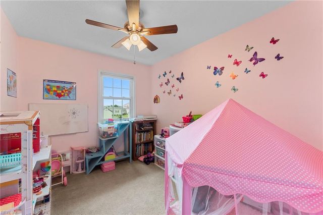 6 Pavilion PL, Hampton, VA 23664