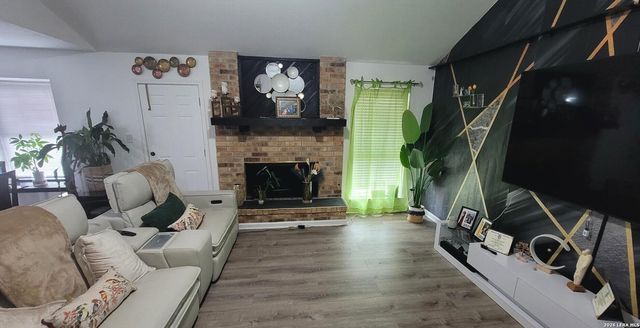 8901 Timber Cut, San Antonio, TX 78250