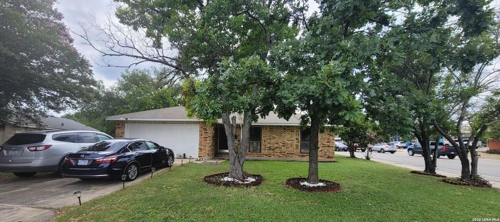 8901 Timber Cut, San Antonio, TX 78250