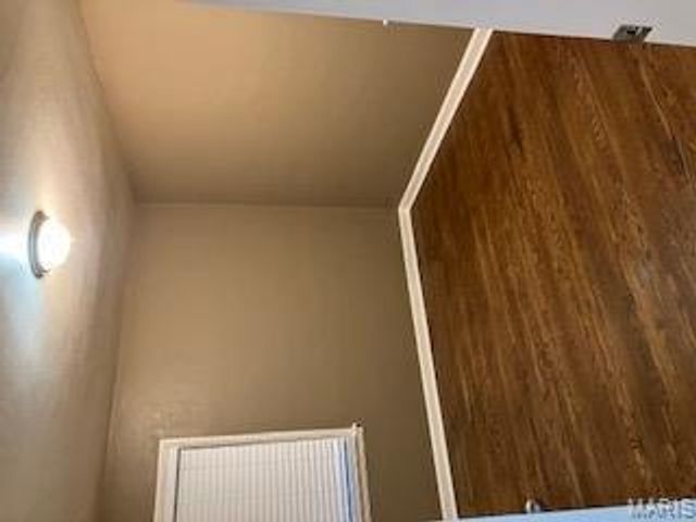 6743 Edison Avenue, St Louis, MO 63121