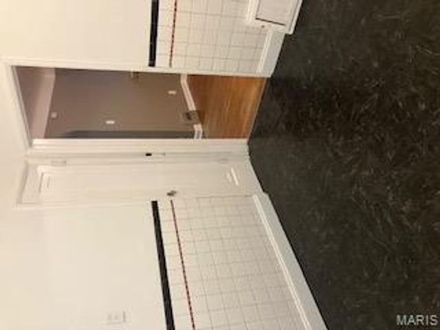 6743 Edison Avenue, St Louis, MO 63121