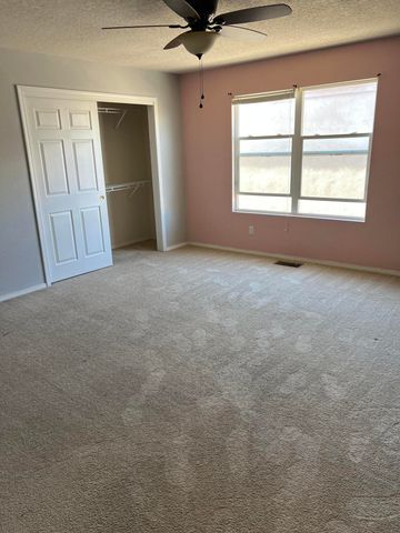 1433 ISLETA Court NE, Rio Rancho, NM 87144