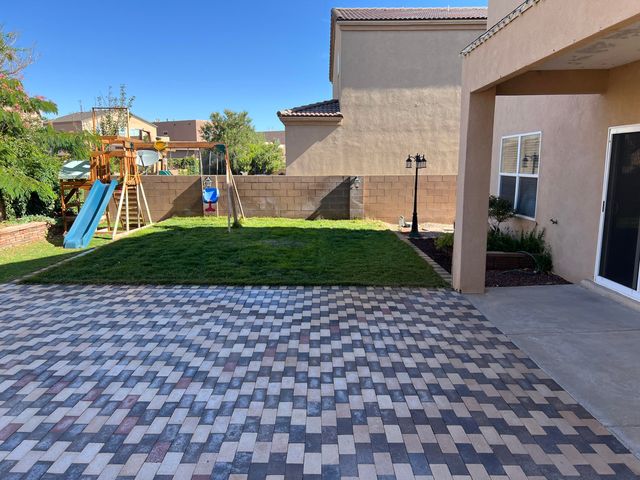 1433 ISLETA Court NE, Rio Rancho, NM 87144