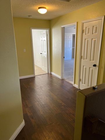 1433 ISLETA Court NE, Rio Rancho, NM 87144