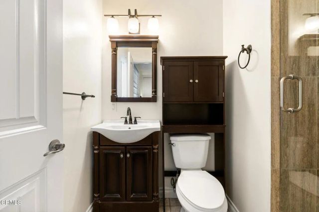 22710 Mobile Street, Los Angeles, CA 91307