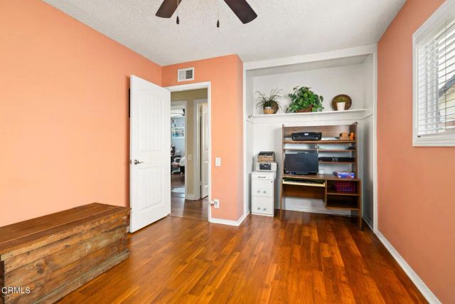 22710 Mobile Street, Los Angeles, CA 91307