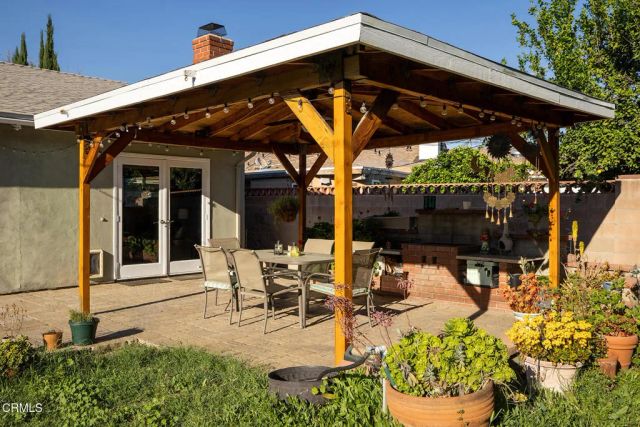 22710 Mobile Street, Los Angeles, CA 91307