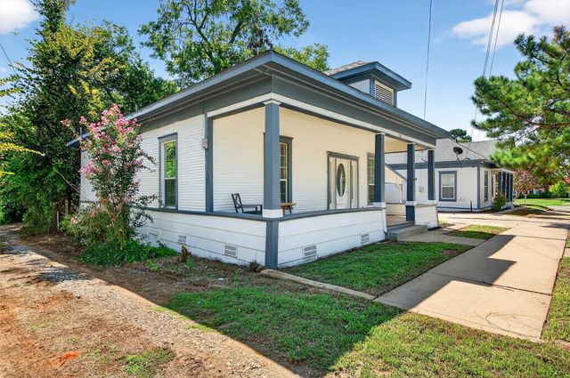 108 N Eddy Avenue, Denison, TX 75020