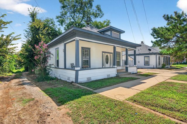 108 N Eddy Avenue, Denison, TX 75020