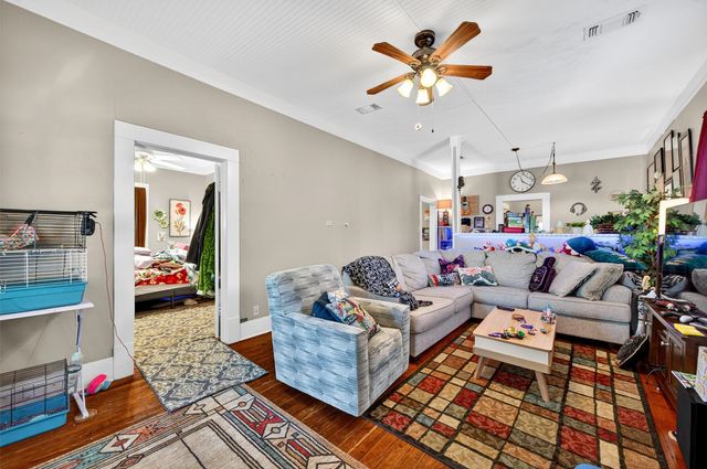 108 N Eddy Avenue, Denison, TX 75020