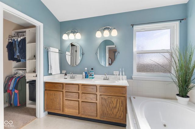 4025 Towhees Drive, Indianapolis, IN 46237