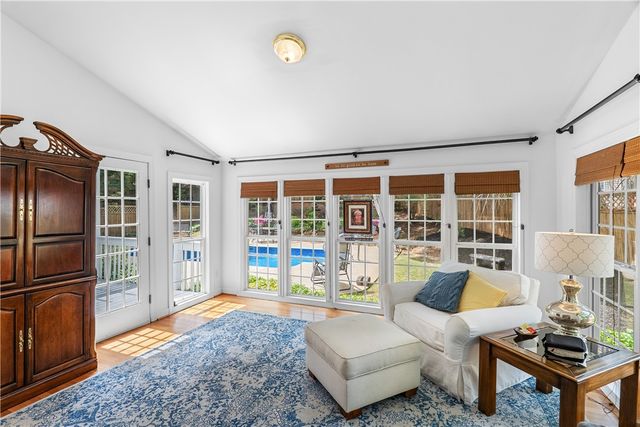 204 S Staghorn Lane, Greer, SC 29650