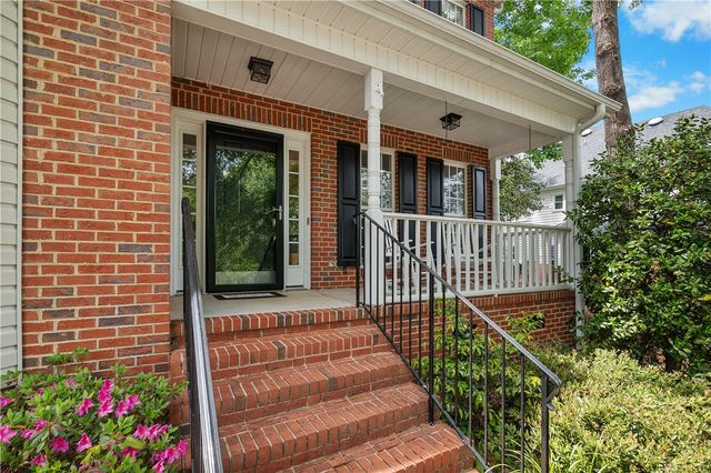 204 S Staghorn Lane, Greer, SC 29650