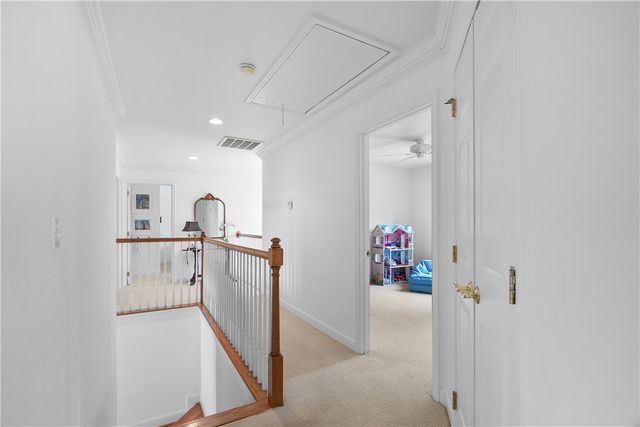 204 S Staghorn Lane, Greer, SC 29650