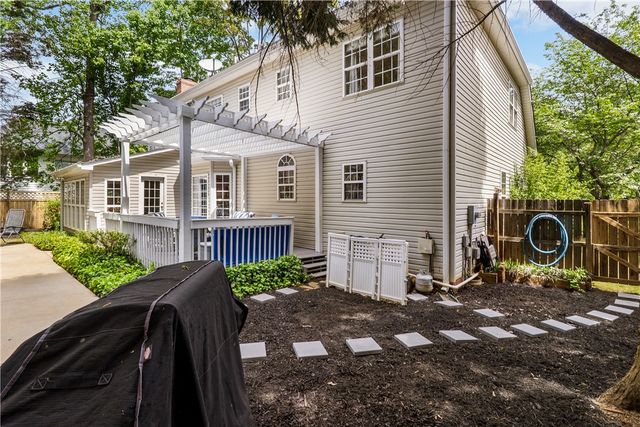 204 S Staghorn Lane, Greer, SC 29650