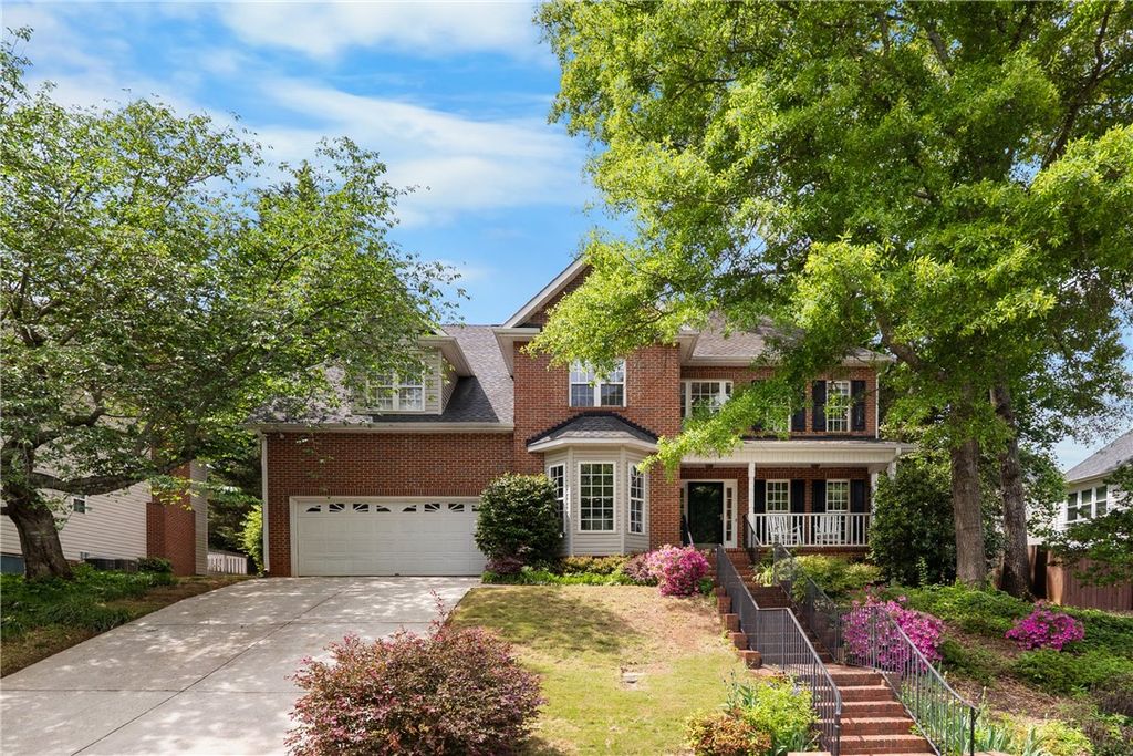 204 S Staghorn Lane, Greer, SC 29650