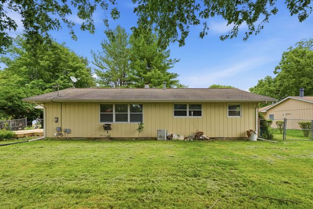 109 N 3RD Street, Colona, IL 61241