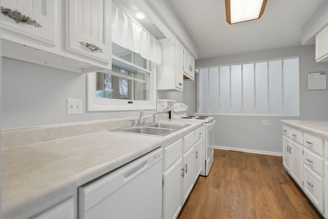 109 N 3RD Street, Colona, IL 61241