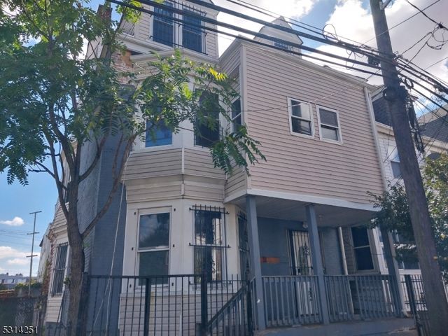 71 N 5Th St, Newark City, NJ 07107