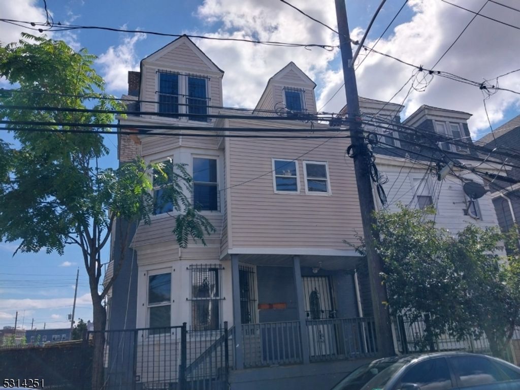 71 N 5Th St, Newark City, NJ 07107