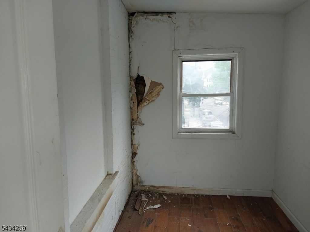 71 N 5Th St, Newark City, NJ 07107 — photo 5