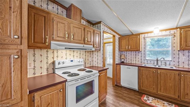 5907 Osceola Ossipee Road, Browns Summit, NC 27214