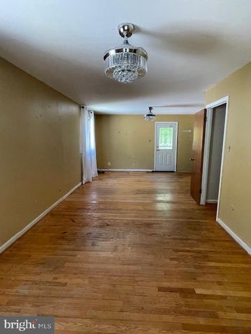 5521 GLEN AVE, Lanham, MD 20706