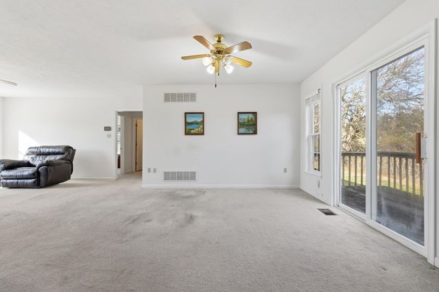 134 DILLON CT, New Market, VA 22844