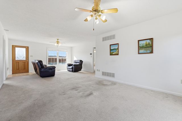 134 DILLON CT, New Market, VA 22844