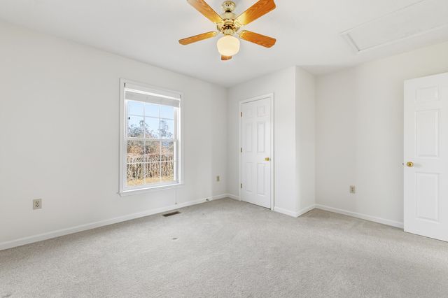 134 DILLON CT, New Market, VA 22844