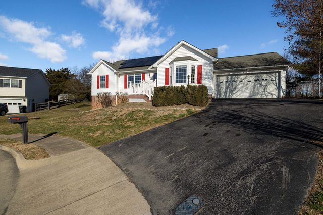 134 DILLON CT, New Market, VA 22844